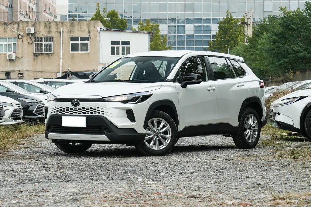 Toyota Corolla Cross: Reliable Crossover for Global Markets img 20260317 164104