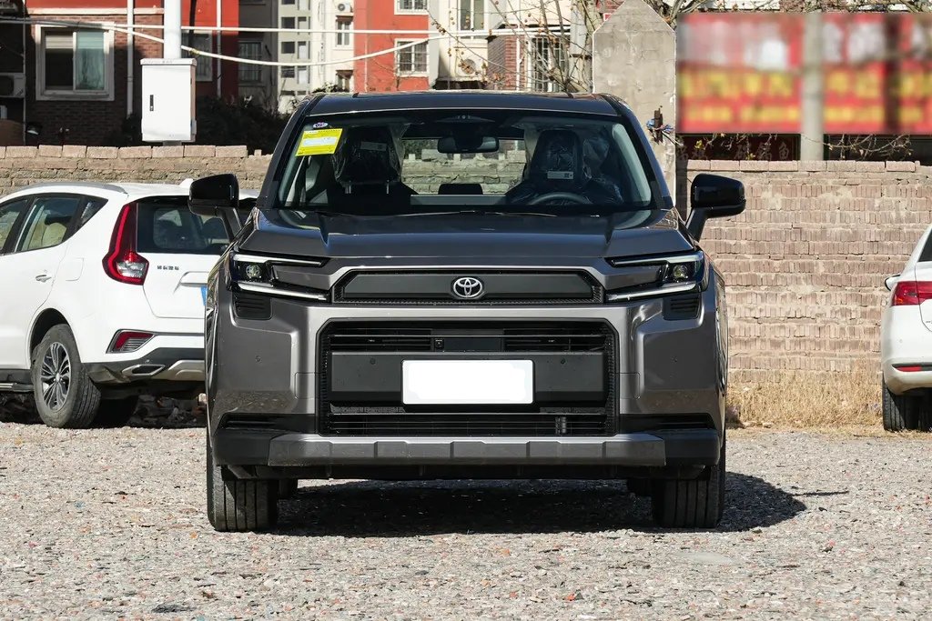 Toyota RAV4: The Ultimate Reliable Crossover for Global Markets img 20260317 165216