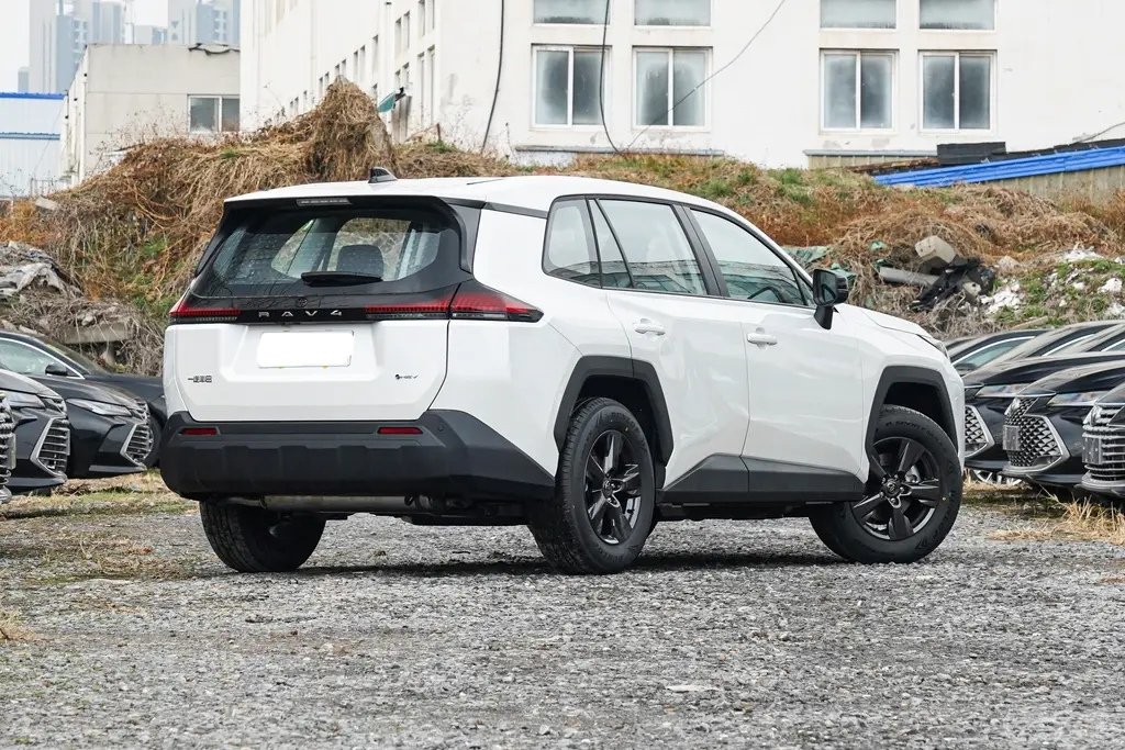 Toyota RAV4: The Ultimate Reliable Crossover for Global Markets img 20260317 165242